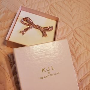 Kenneth Jay Lane Crystal pink bow brooch